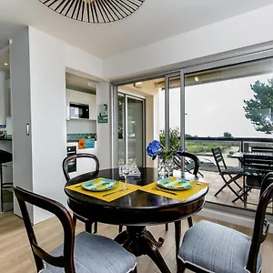 https://appartement-vue-mer-a-carnac.inbrittany.com